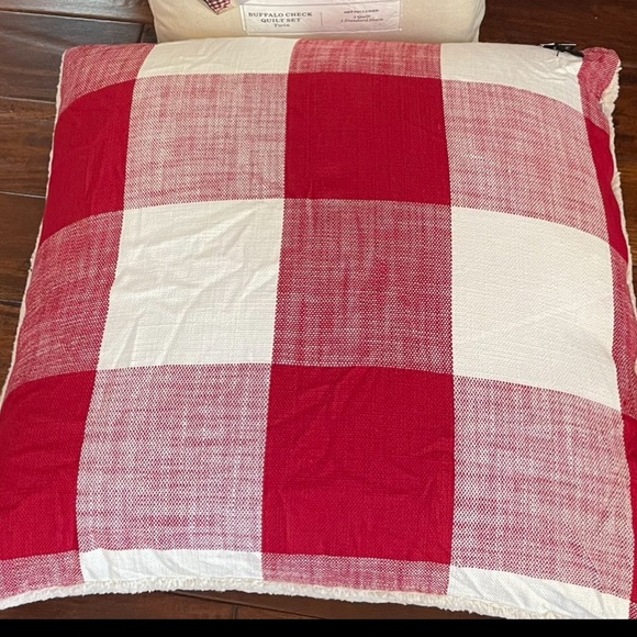 NWT Bee & Willow Buffalo Check Euro Pillow 26” - Picture 6 of 14